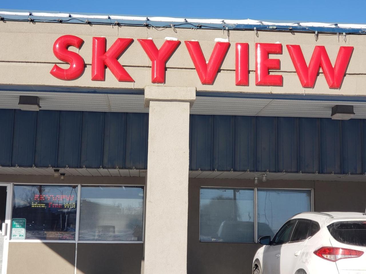 Отель Skyview Суифт-Каррент Экстерьер фото